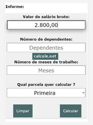 Insira o valor do salário bruto e a média das horas extras caso tenha feito. O  campo dependentes também é opcional